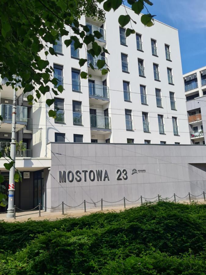 Mostowa 23 Bruno Apartment, Self Check-in 24h, Free Parking, Air-conditioning Apartment Poznan