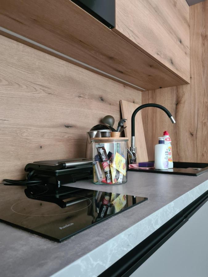 Mostowa 23 Bruno Apartment, Self Check-in 24h, Free Parking, Air-conditioning Apartment Poznan