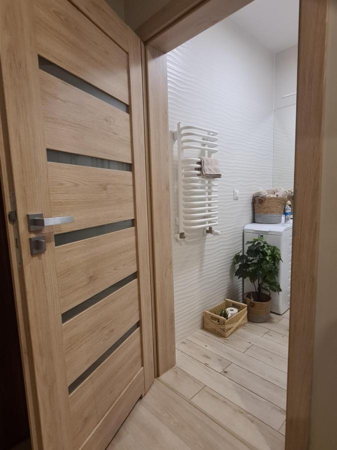 Mostowa 23 Bruno Apartment, Self Check-in 24h, Free Parking, Air-conditioning Apartment *