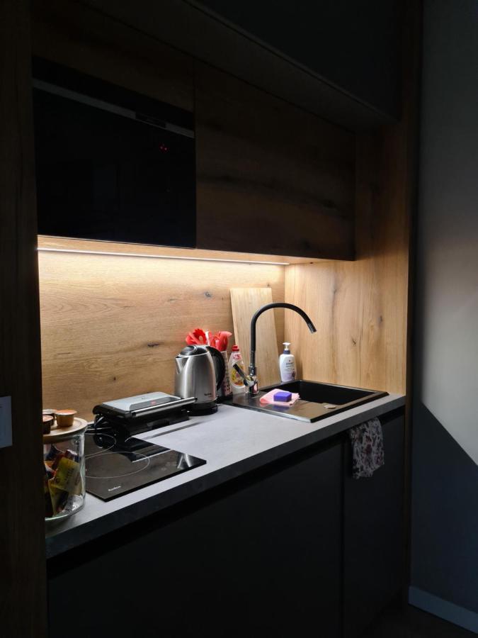 Mostowa 23 Bruno Apartment, Self Check-in 24h, Free Parking, Air-conditioning Apartment Poznan